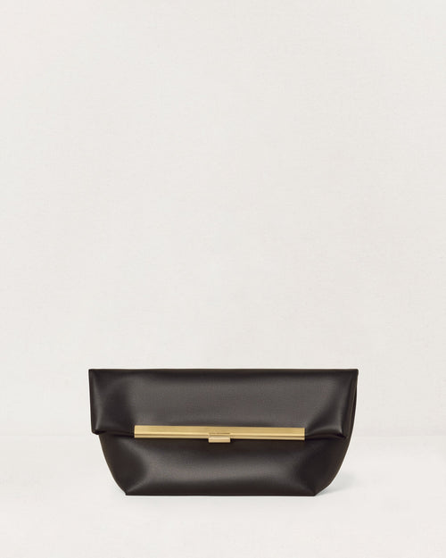 EILEEN POCHETTE