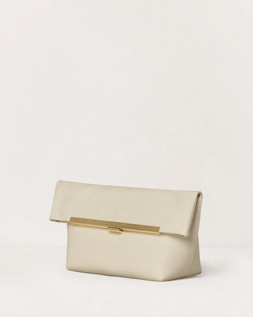 EILEEN CLUTCH